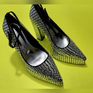 FASHION NOVA Women's Downtown  Silver  Platform Mirrored Rhinestone Pumps Size 8